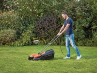 BEMW451 ELECTRIC LAWNMOWER 32CM 1200W 240V