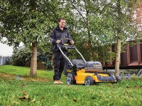 DeWALT® XR Brushless Lawnmower 18V
