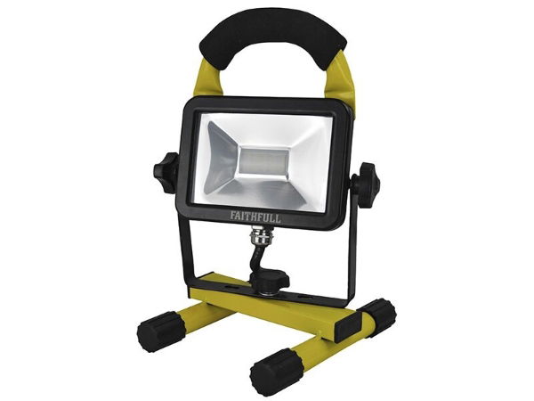 SMD LED POD SITE FLOOD LIGHT 10W 900 LUMENS 240V