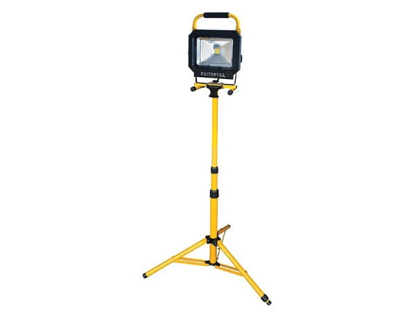 Faithfull Tools COB LED Single Pod Tripod Sitelight 30W 2100 Lumens